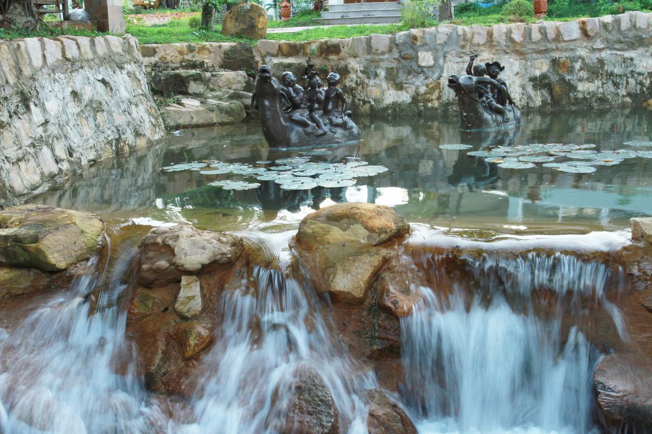 Resort Montana Дуонг-Донг Экстерьер фото